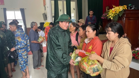  Quân khu 5 huy động hơn 12.300 cán bộ, chiến sĩ ứng phó với mưa lũ tại Đắk Lắk