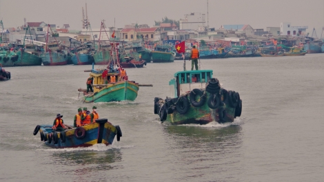 Bão Kalmaegi sắp vào Biển Đông, TP.HCM kích hoạt ứng phó mưa lớn, triều cường