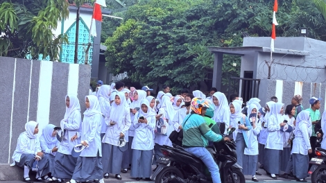 Nổ trường học tại Indonesia: Nam sinh tự chế tạo thiết bị nổ từ nguồn trực tuyến