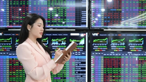 Phiên chứng khoán cuối tuần qua, thị trường diễn biến phân hóa