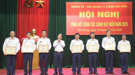 Hải đoàn 11 - Điểm sáng trong phong trào Thi đua Quyết thắng của Vùng Cảnh sát biển 1