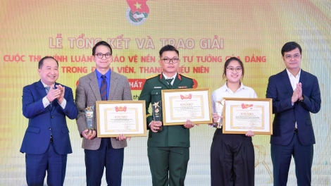 Trung ương Đoàn TNCS Hồ Chí Minh trao giải Cuộc thi Chính luận bảo vệ nền tảng tư tưởng của Đảng