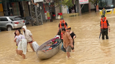 Xã Tuy Phước (Gia Lai) lại sơ tán dân trong đêm, đề phòng lũ quay trở lại