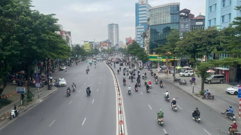 Dự báo thời tiết ngày 28/11/2025: Bắc Bộ rét khô, Trung Bộ mưa rải rác