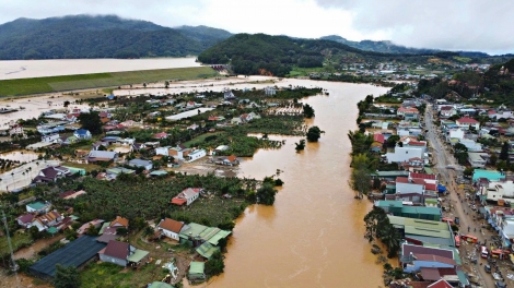 Lâm Đồng: D’ran chìm trong biển nước, hơn 1.500 dân phải sơ tán khẩn cấp