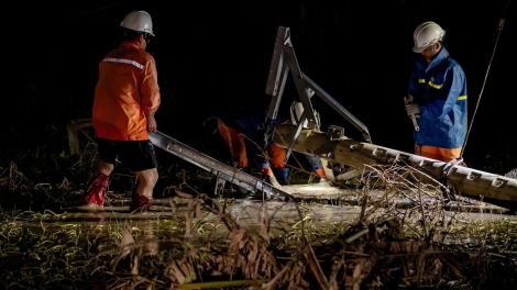 1.500 khách hàng cuối cùng phía Đông tỉnh Đắk Lắk chuẩn bị có điện trở lại