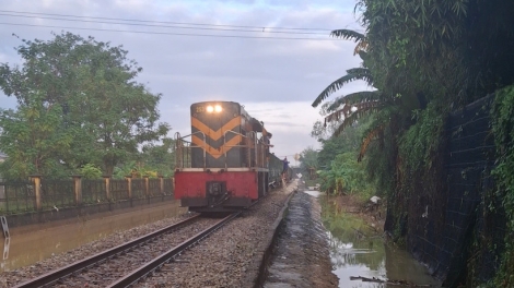 Thời sự 6h 26/11/2025: Thông tuyến đường sắt Bắc Nam sau 9 ngày bị chia cắt vì mưa lũ