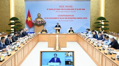Thời sự 12h 1/11/2025: Thủ tướng Phạm Minh Chính chủ trì Hội nghị về thành lập Trung tâm tài chính 