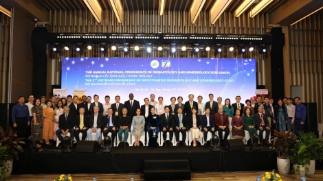 Xu hướng mới trong da liễu: Làm đẹp an toàn, khám định kỳ và cá nhân hóa điều trị