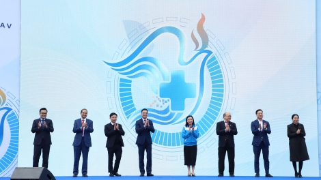 Tiếp cận y tế toàn diện thông qua đổi mới sáng tạo trong y tế