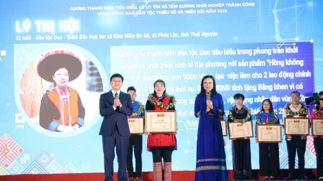 Theo dòng thời sự chiều 24/12/2025