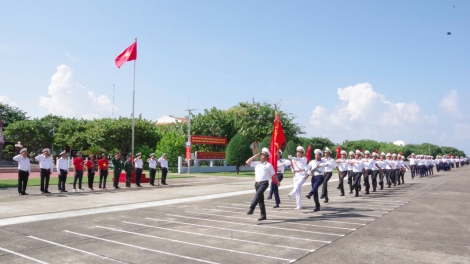 Quân dân Đặc khu Trường Sa hướng về Đại hội XIV của Đảng (10/12/2025)