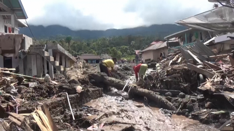 Indonesia đối mặt nguy cơ khủng hoảng nhân đạo sau thiên tai