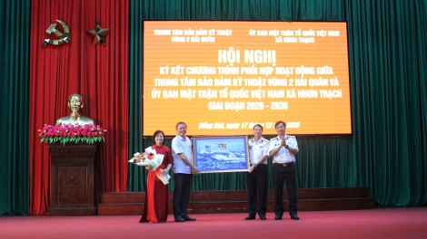 Tăng cường phối hợp quân – dân giữa Trung tâm BĐKT Vùng 2 Hải quân và MTTQVN xã Nhơn Trạch