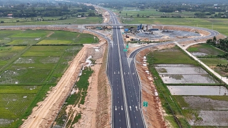 Hình ảnh mới nhất Dự án cao tốc Quảng Ngãi- Hoài Nhơn chuẩn bị khánh thành