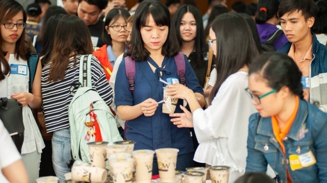 Nguy cơ sức khoẻ từ thói quen ăn uống không đảm bảo.