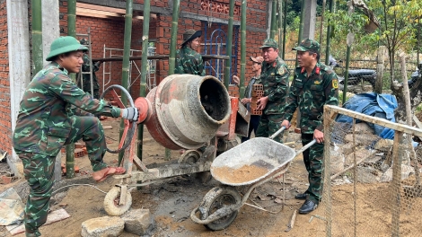 Chiến dịch Quang Trung: Giúp bà con vùng thiên tai Quảng Ngãi sớm ổn định chỗ ở