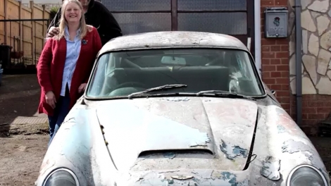 Người đàn ông xứ Wales hồi sinh chiếc Aston Martin DB5 huyền thoại sau 40 năm