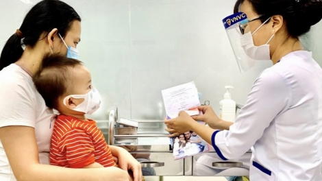 Ngành y tế Hà Nội đẩy mạnh phòng chống dịch bệnh mùa đông xuân