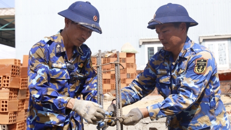 Thần tốc dựng nhà, vững lòng dân: Dấu ấn Lữ đoàn 161 trong Chiến dịch Quang Trung