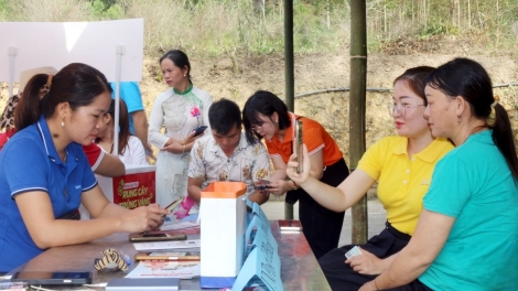 Chuyển đổi số- hình thành các vùng trồng dược liệu tập trung