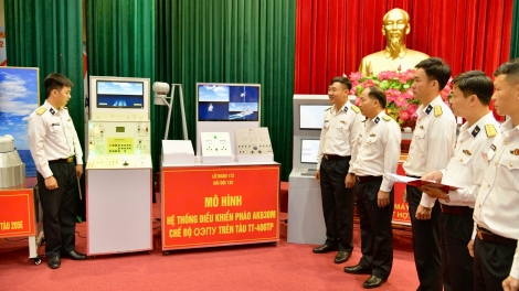 Lữ đoàn 172 khai mạc hội thi lên lớp, giáo án, mô hình học cụ huấn luyện năm 2026