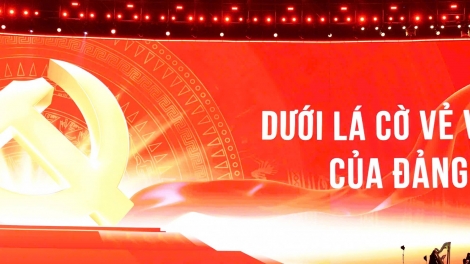 Chương trình nghệ thuật đặc biệt chào mừng thành công Đại hội lần thứ 14 của Đảng