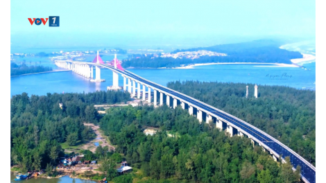 Cầu vượt cửa biển Thuận An tạo động lực mới phát triển ven biển thành phố Huế