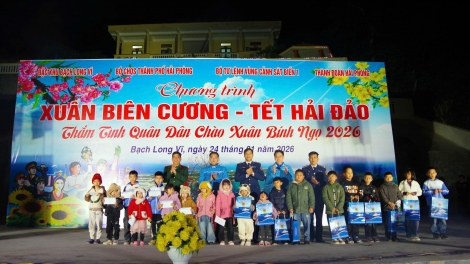 Tết sớm cùng quân và dân đặc khu Bạch Long Vĩ