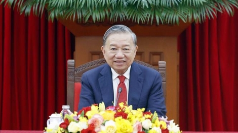 “Lời hứa danh dự trước Nhân dân”