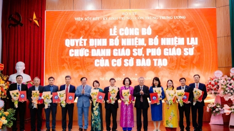 Đội ngũ Giáo sư, Phó Giáo sư, nhà khoa học đầu ngành -  trụ cột cho phát triển bền vững!