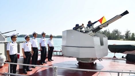  Vùng 5 Hải quân trực sẵn sàng chiến đấu dịp Tết Nguyên đán 2026