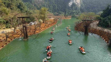 Xuân một vòng Việt Nam