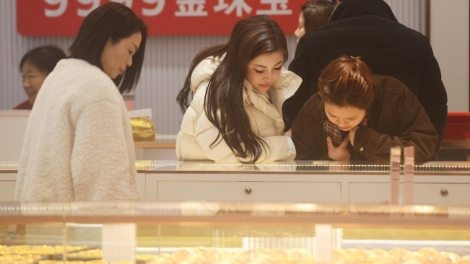 Người Trung Quốc đổ xô mua vàng dịp Tết