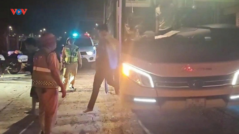 Phạt xe khách 60 triệu đồng vì chở quá số người quy định