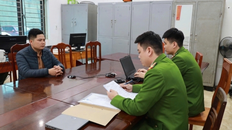 Khởi tố, bắt tạm giam lái tàu khách trong vụ chìm tàu ở hồ Thác Bà