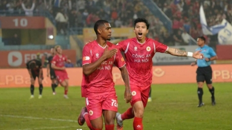 Đánh bại Ninh Bình, CLB Công an Hà Nội vươn lên đứng đầu