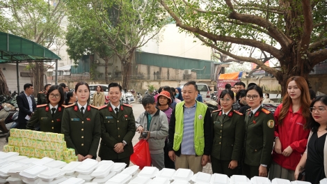 Theo dòng thời sự sáng 15/2/2026