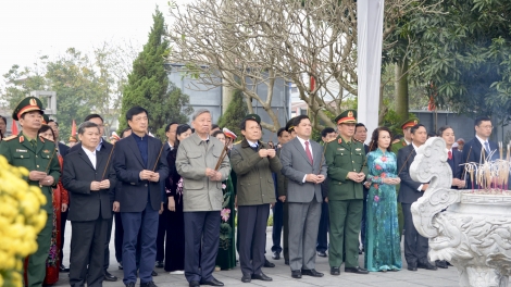 Thời sự 12h 10/2/2026: Tổng Bí thư Tô Lâm dâng hương tưởng nhớ các đồng chí lãnh đạo tiền bối