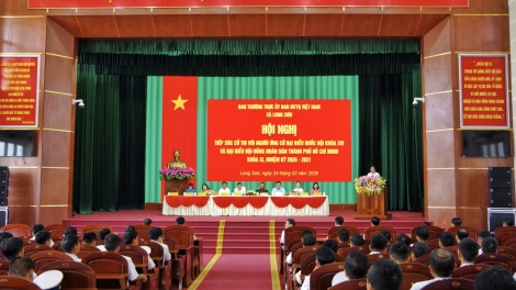 Hội nghị tiếp xúc cử tri với người ứng cử Đại biểu tại Vùng 2 Hải quân