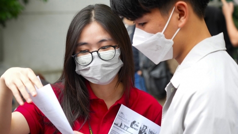 Bỏ xét tuyển riêng bằng học bạ: Liệu có bớt tình trạng chạy điểm, làm đẹp học bạ?