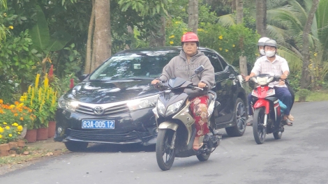 Đồng Tháp: Thông tin vụ ô tô biển số xanh có liên quan vụ tai nạn giao thông