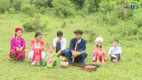 Tiếng khèn Mông trên đỉnh Phiêng Đén