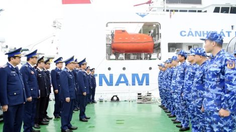 Tàu Cảnh sát biển ra khơi trực Tết, giữ bình yên biển, đảo phía Đông Bắc của Tổ quốc