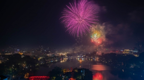 Thời sự 18h 16/2/2026: Khoảnh khắc chuyển giao năm cũ sang năm mới với nhiều kỳ vọng thắng lợi mới