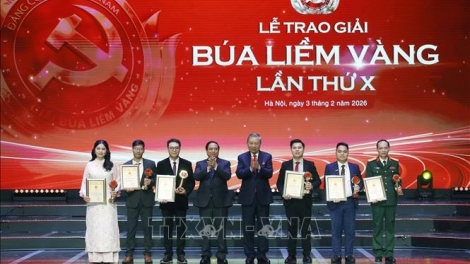 Tổng Bí thư Tô Lâm dự lễ trao Giải Búa liềm Vàng lần thứ X năm 2025