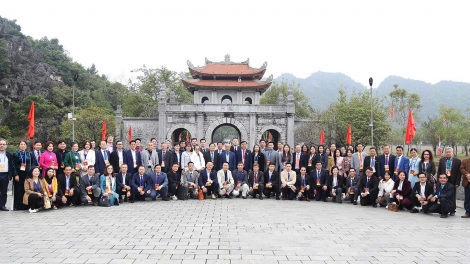 100 kiều bào tiêu biểu tham dự Chương trình "Kết nối kiều bào với Ninh Bình"