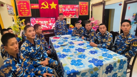 Xuân nối đất liền với biển khơi - CBCS Vùng 2 Hải quân vững vàng nơi đầu sóng