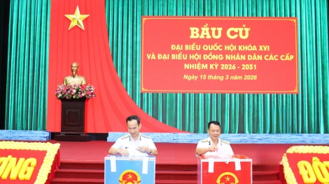 Học viện Hải quân tham gia bầu cử cùng cả nước