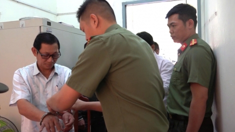 Khởi tố nguyên Giám đốc Trung tâm GDNN – GDTX Ea H’leo, Đắk Lắk